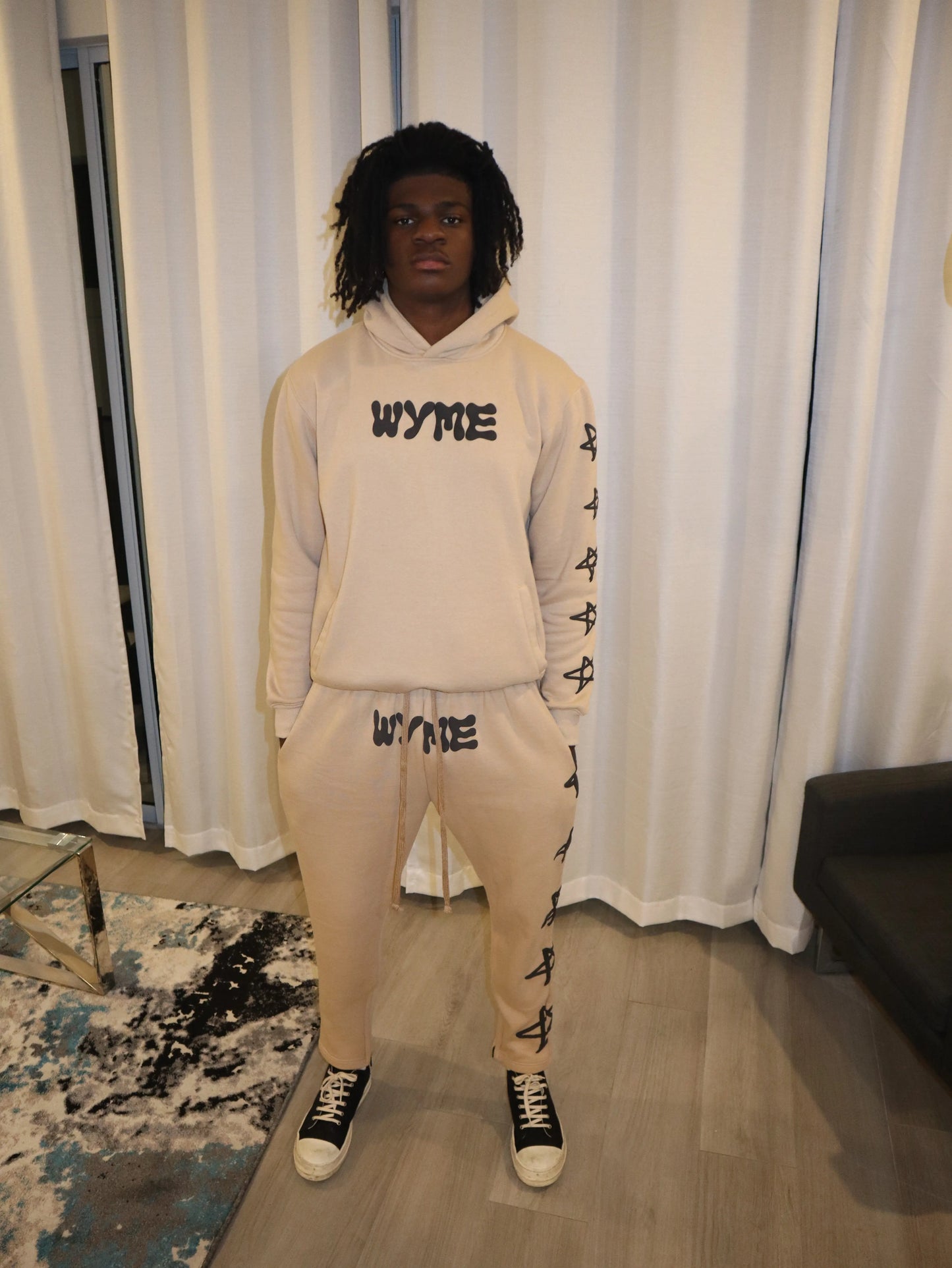 WM Hoodie V1