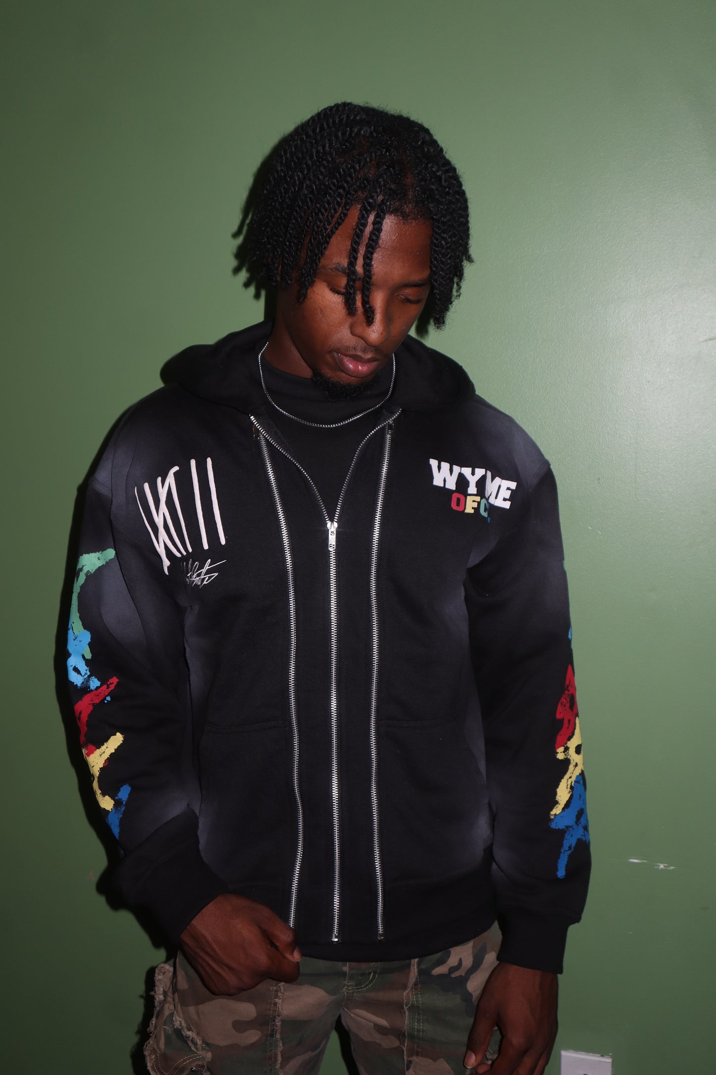 WM Zip-Up V3