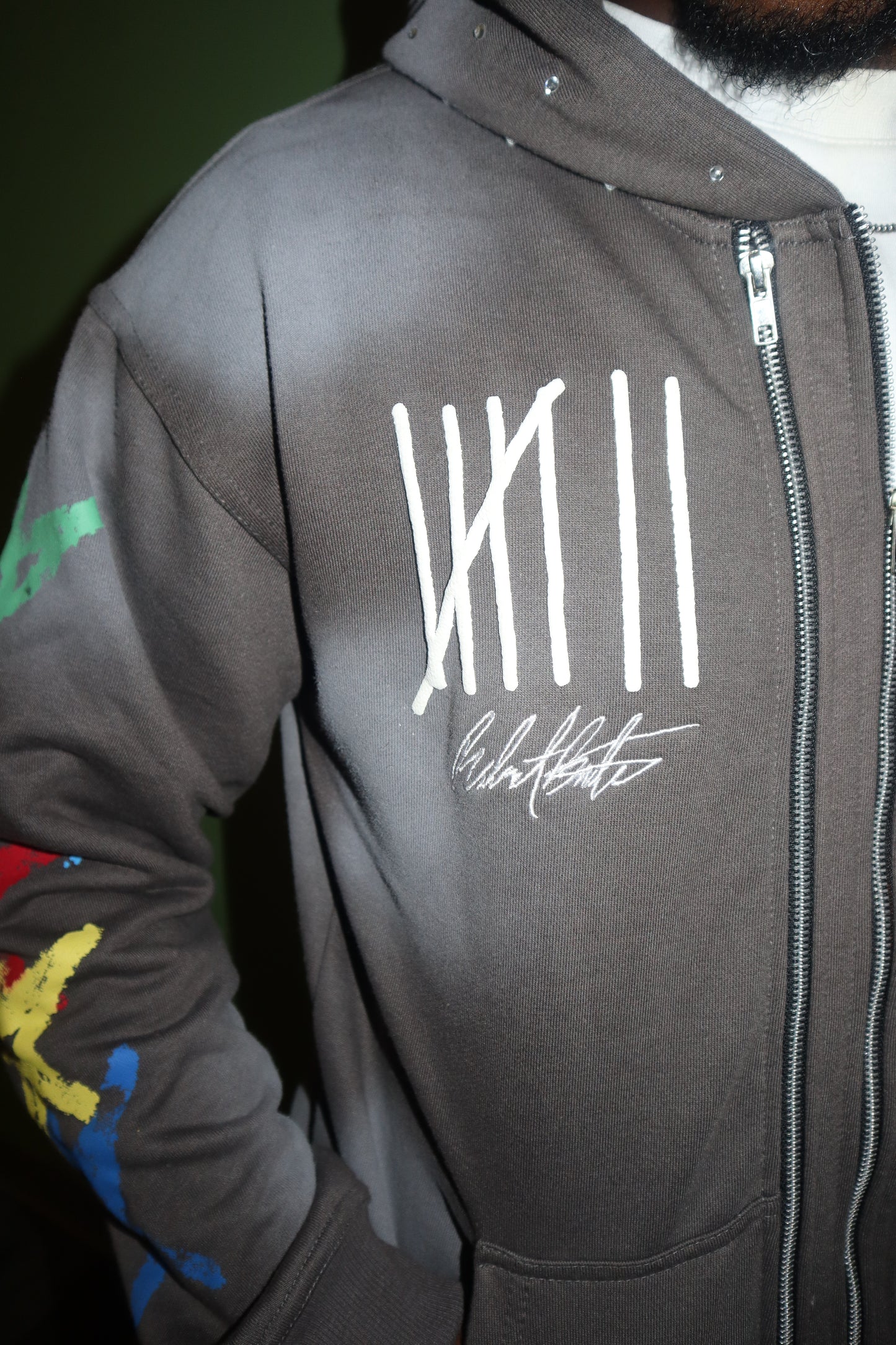 WM Zip-Up V3